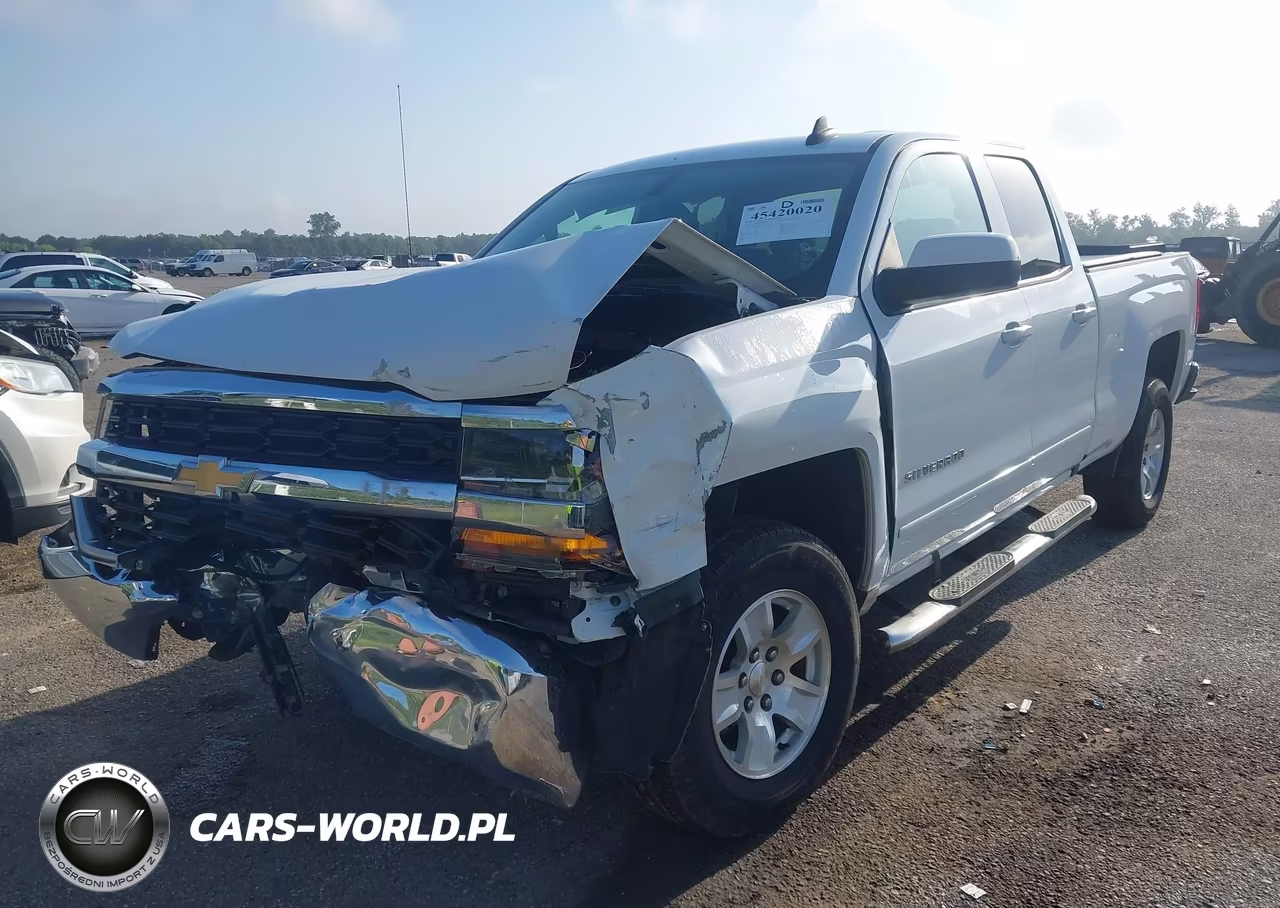 2018 Chevrolet Silverado 1500 Lt VIN:1GCRCREH9JZ124332 - 2