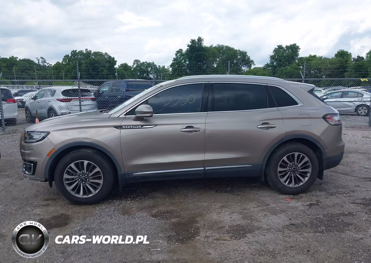 2020 Lincoln Nautilus Standard VIN:2LMPJ6J90LBL35144 - 15