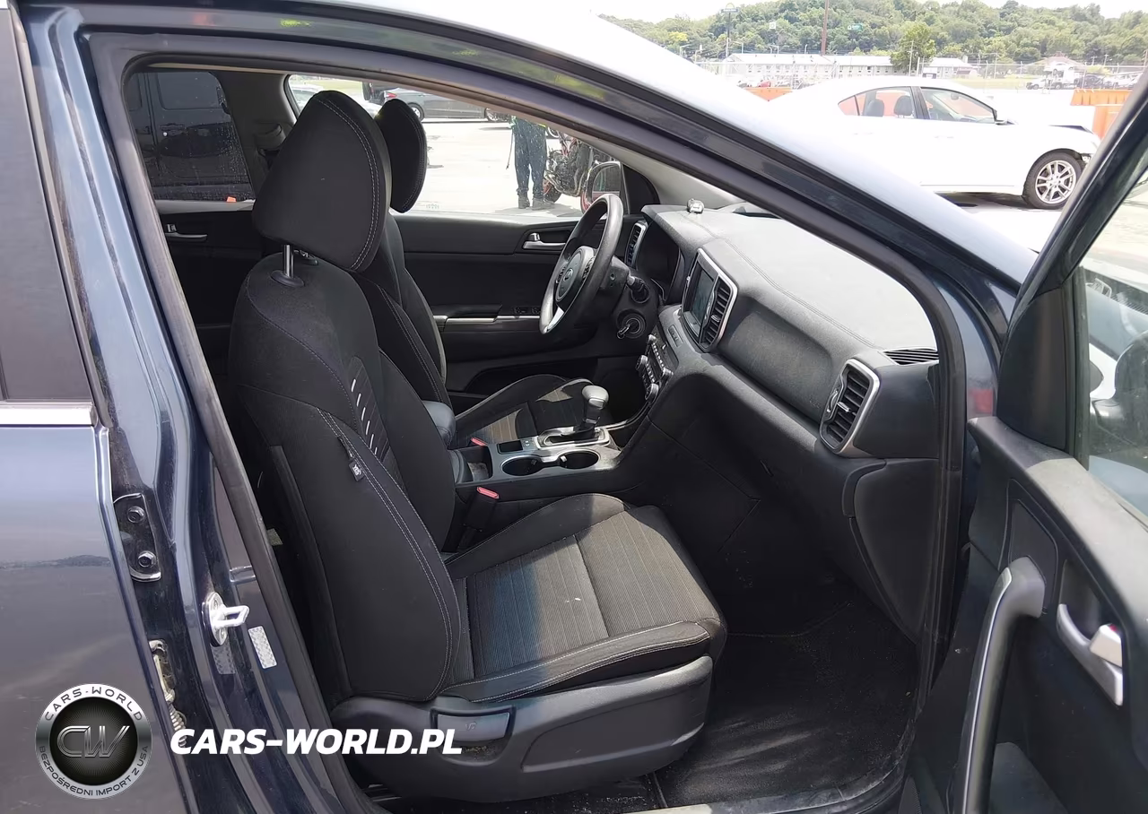 2018 Kia Sportage Lx VIN:KNDPM3AC3J7381008 - 5