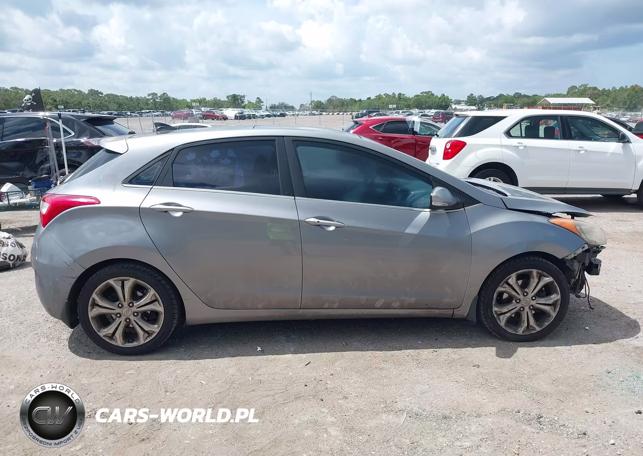 2013 Hyundai Elantra Gt VIN:KMHD35LE0DU147104 - 13