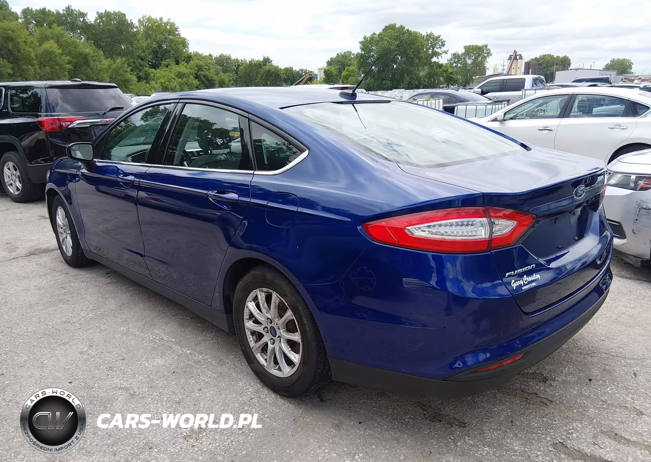 2015 Ford Fusion S VIN:1FA6P0G77F5102177 - 3