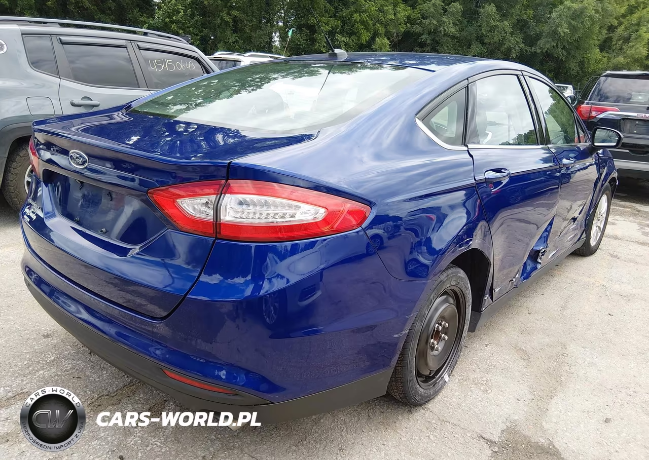 2015 Ford Fusion S VIN:1FA6P0G77F5102177 - 4