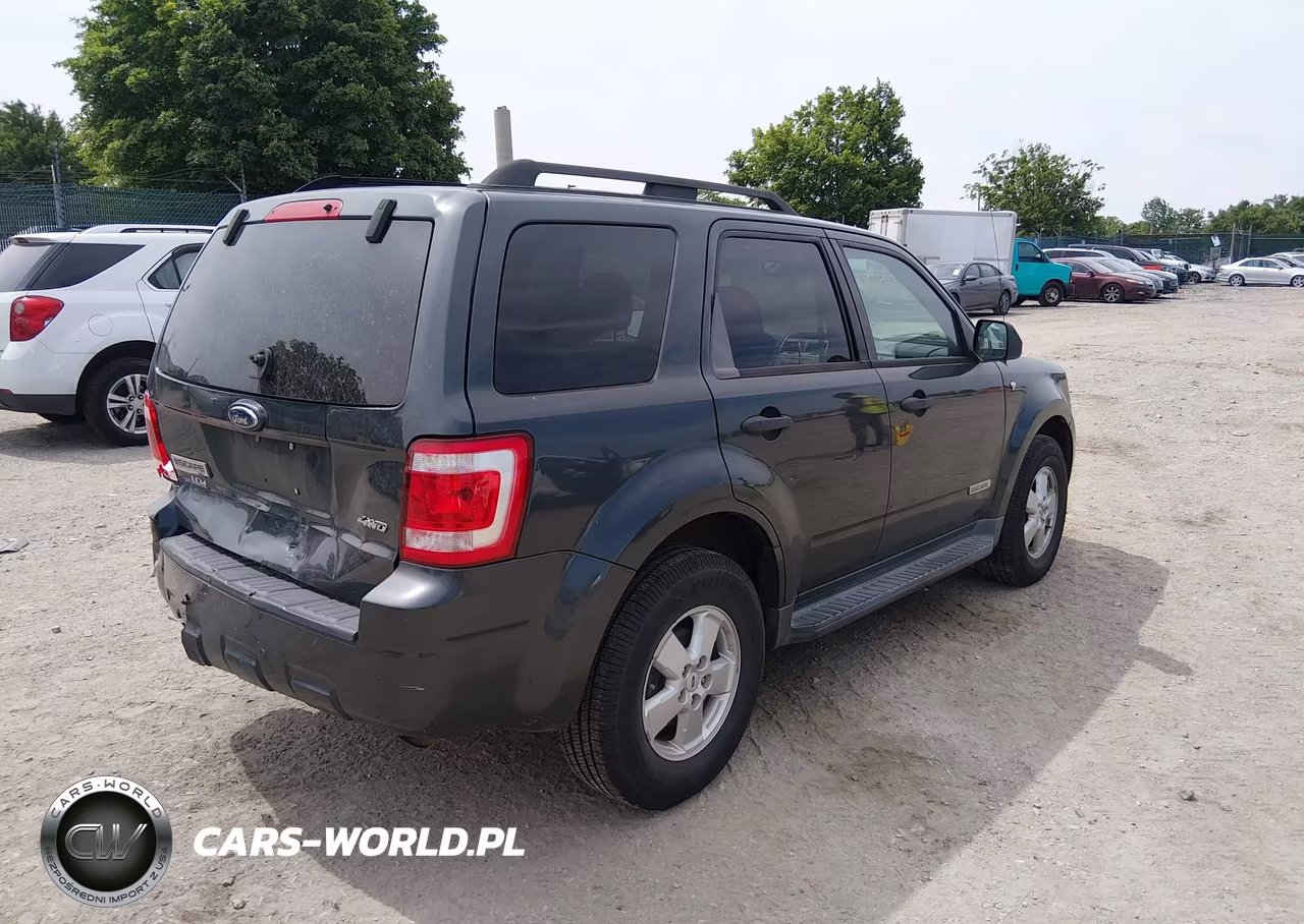 2008 Ford Escape Xlt VIN:1FMCU93108KB35484 - 4