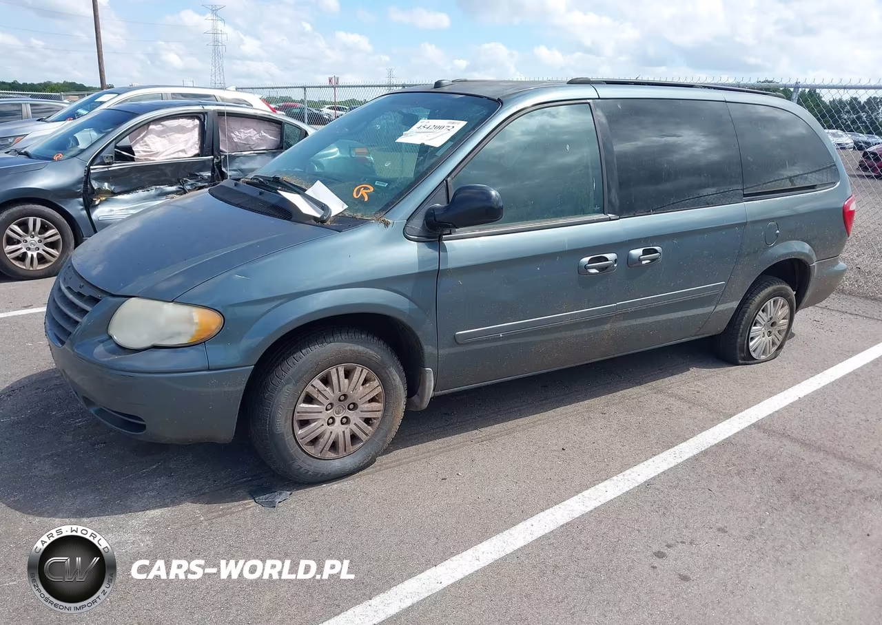 2005 Chrysler Town & Country Lx VIN:2C4GP44R55R542881 - 2