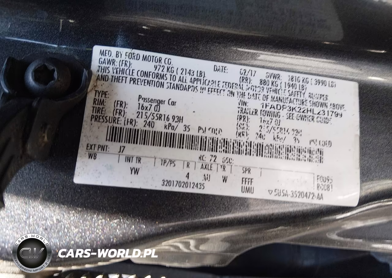 2017 Ford Focus Se VIN:1FADP3K22HL231799 - 9