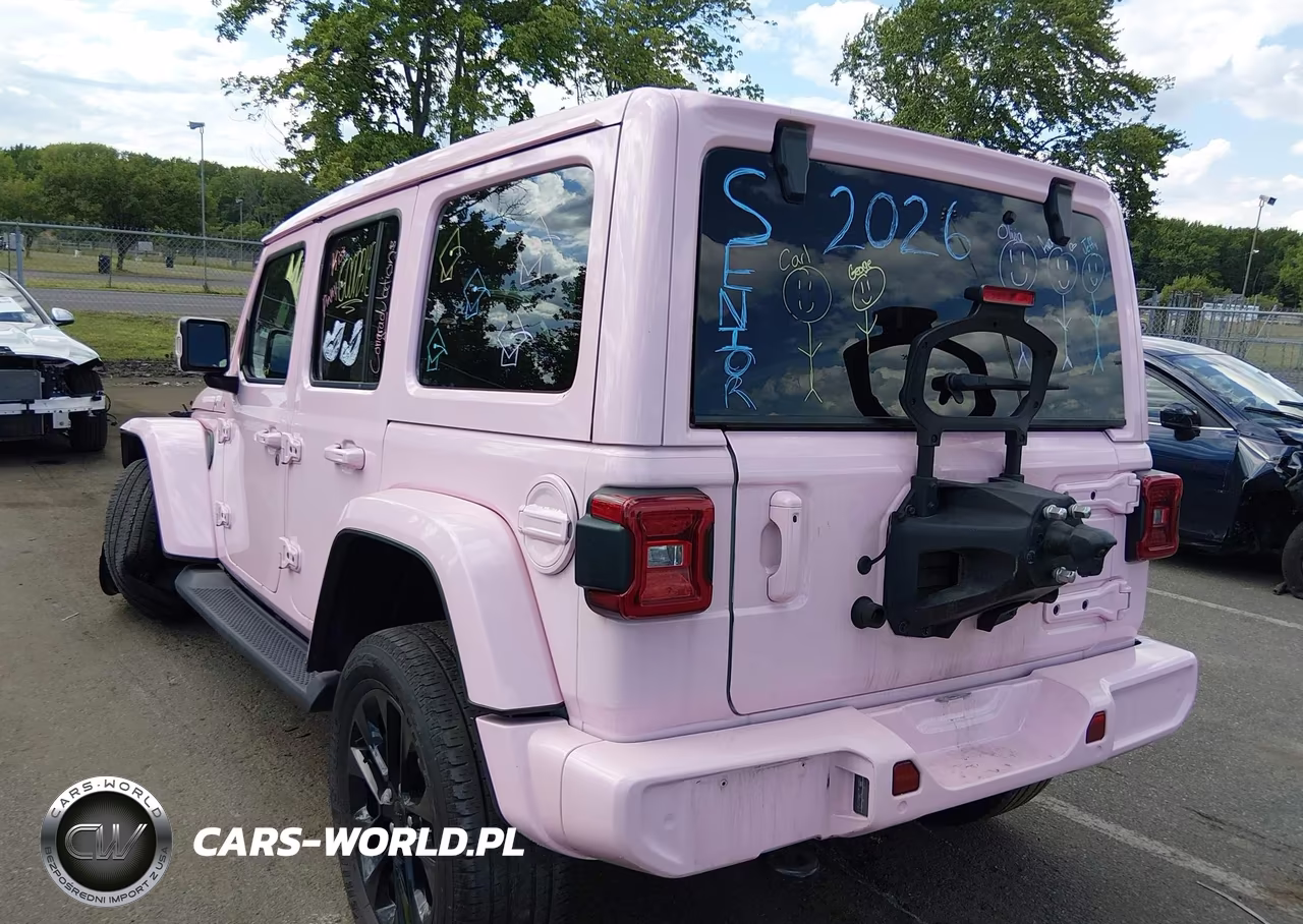 2022 Jeep Wrangler Unlimited High Altitude 4X4 VIN:1C4HJXEG9NW210115 - 3