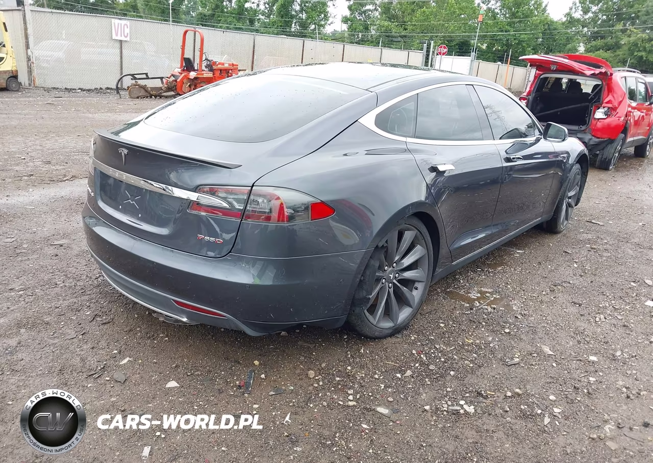 2015 Tesla Model S 70D-85D-P85D VIN:5YJSA1H22FFP79901 - 4