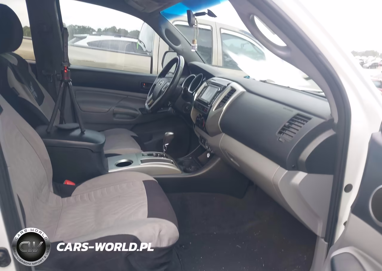 2014 Toyota Tacoma Prerunner V6 VIN:5TFJU4GNXEX054079 - 5