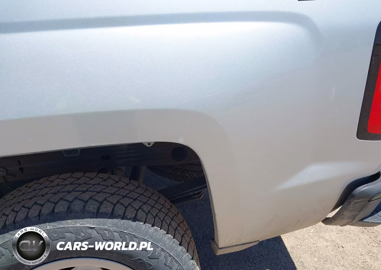 2017 Chevrolet Silverado 1500 Wt VIN:3GCUKNEH3HG408796 - 14