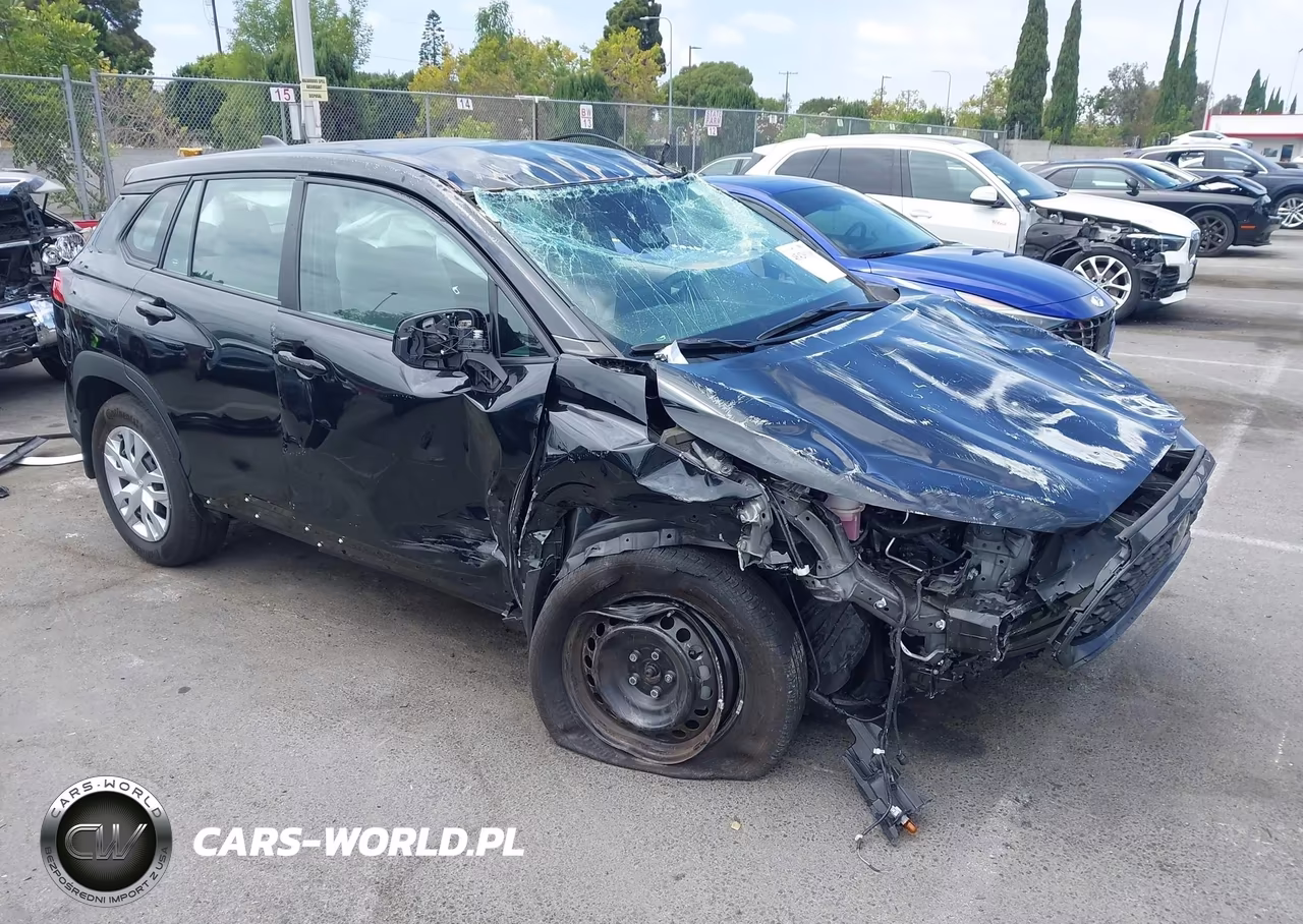 2024 Toyota Corolla Cross L VIN:7MUAAABG9RV109770 - 1
