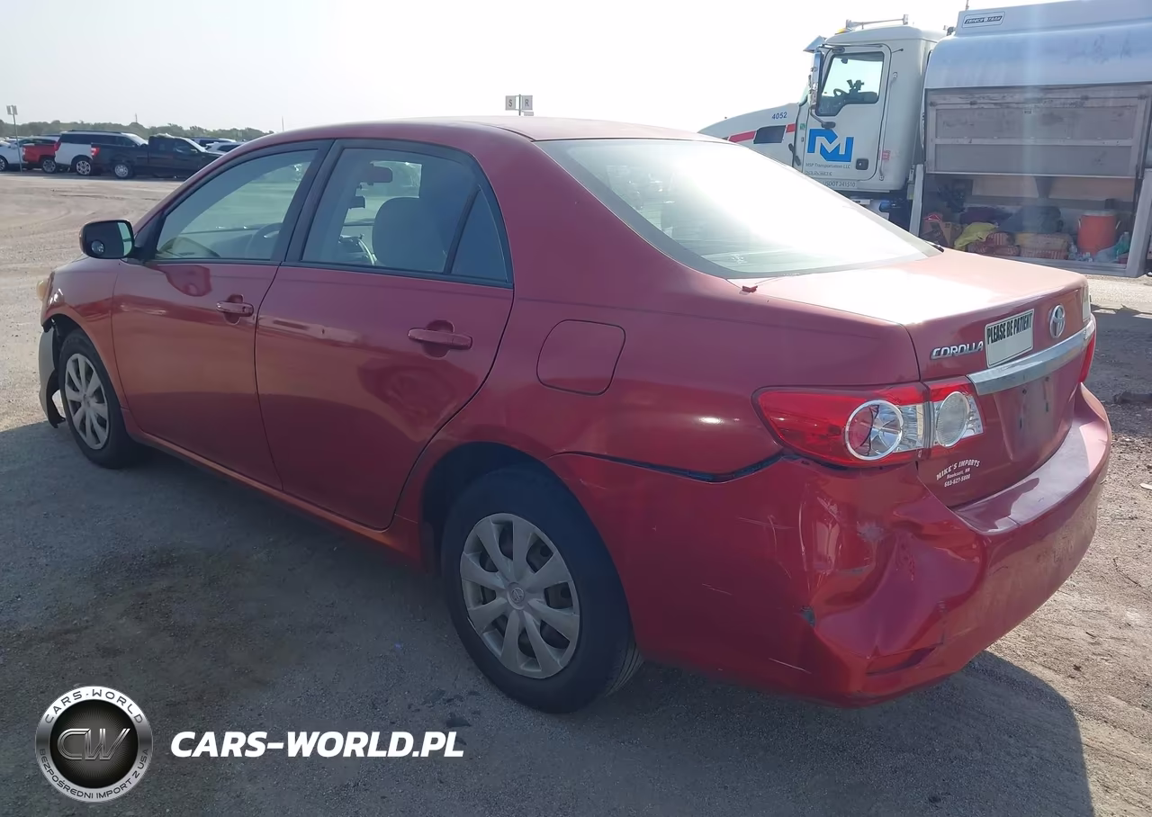2011 Toyota Corolla Le VIN:JTDBU4EEXBJ102492 - 3
