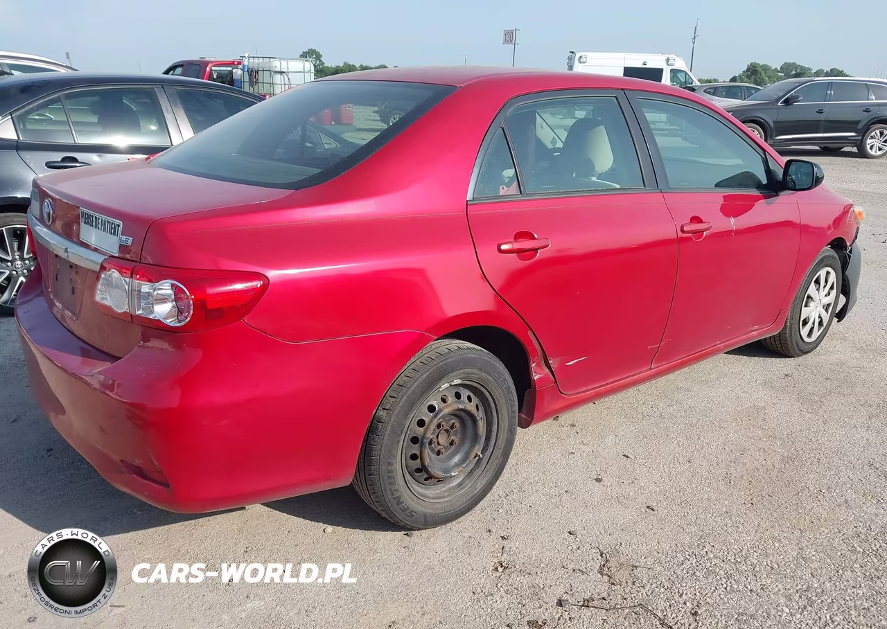 2011 Toyota Corolla Le VIN:JTDBU4EEXBJ102492 - 4
