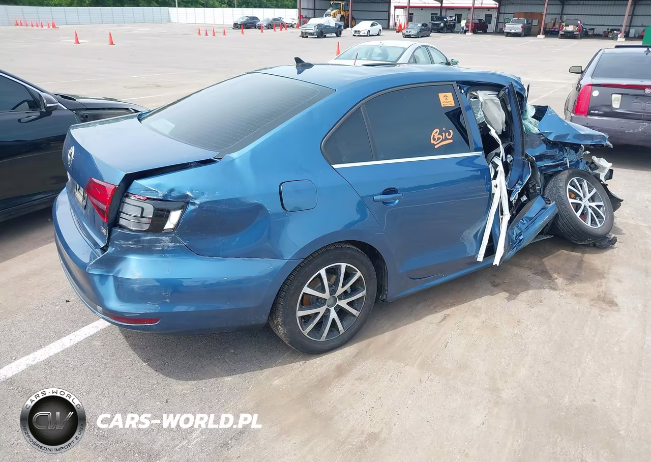 2017 Volkswagen Jetta 1.4T Se VIN:3VWDB7AJ1HM412834 - 4