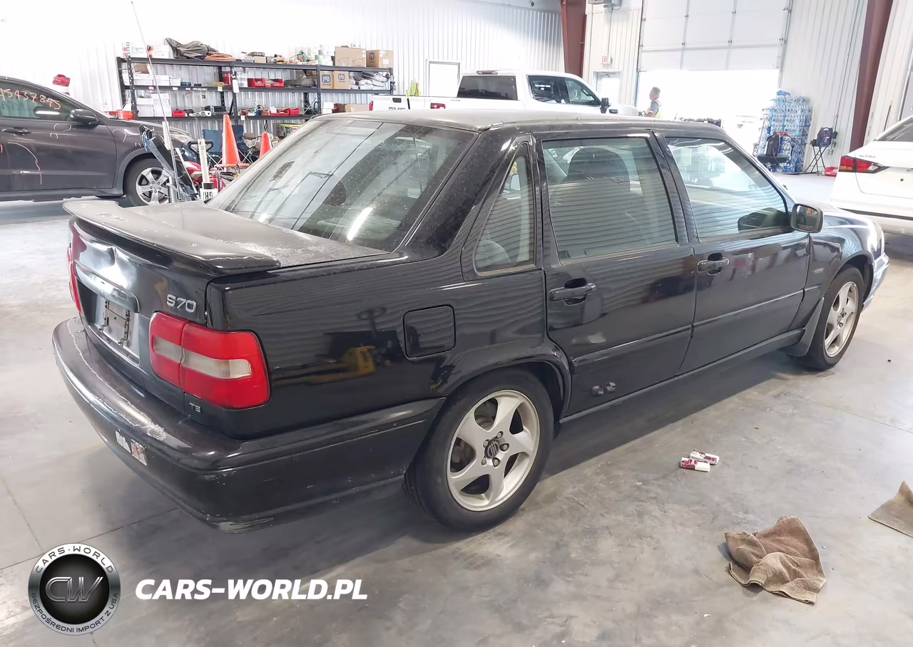 1998 Volvo S70 T5 VIN:YV1LS5343W2447139 - 4