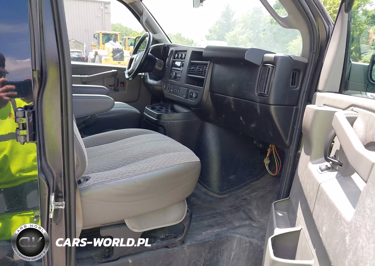 2016 Chevrolet Express 3500 Lt VIN:1GAZGPFG9G1315053 - 5
