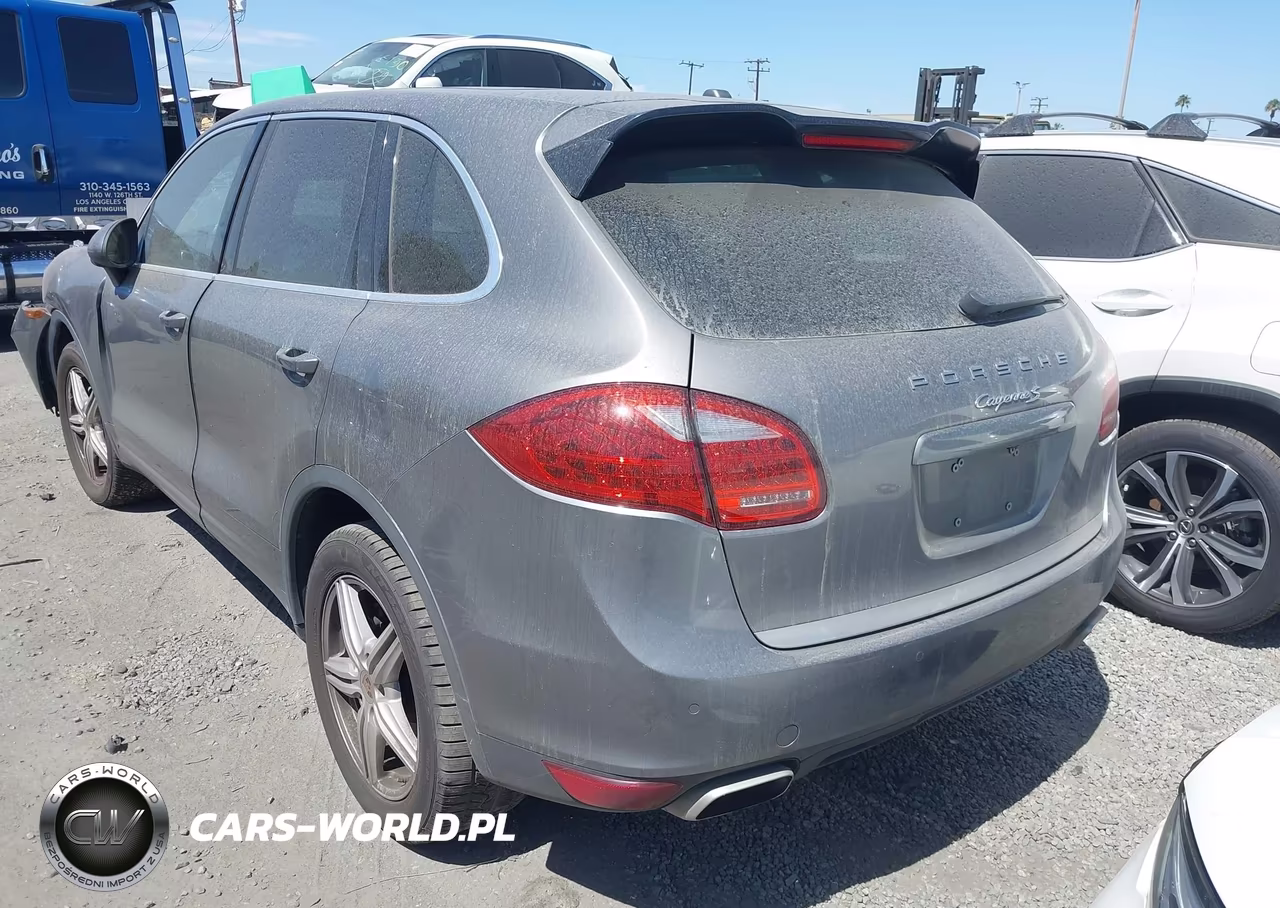 2014 Porsche Cayenne S VIN:WP1AB2A25ELA55042 - 3