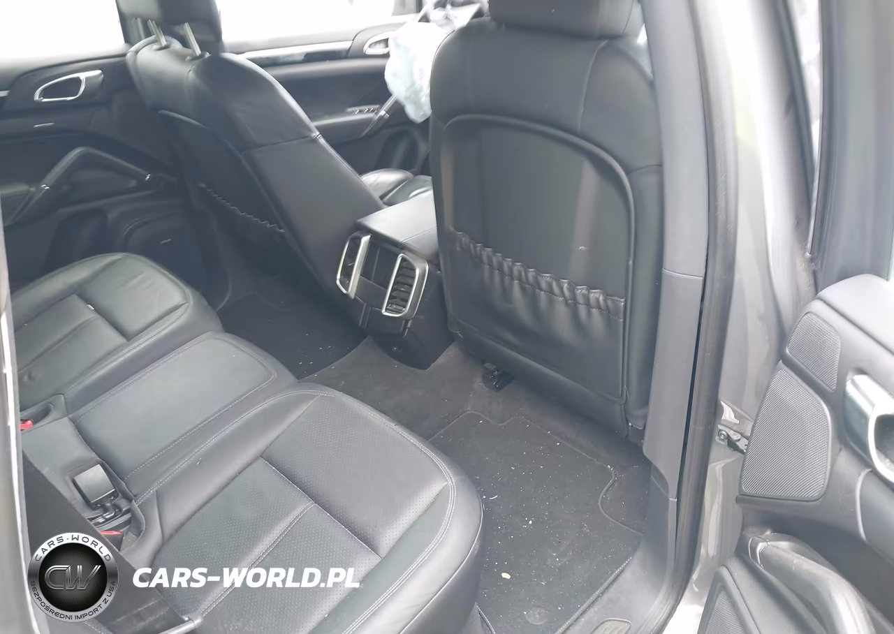 2014 Porsche Cayenne S VIN:WP1AB2A25ELA55042 - 8