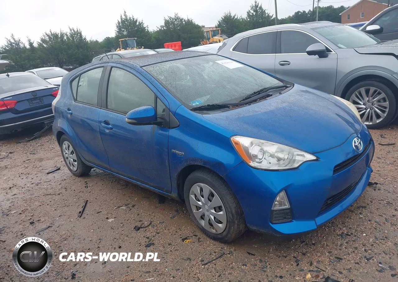 2012 Toyota Prius C Three – zdjęcie 1 z 12