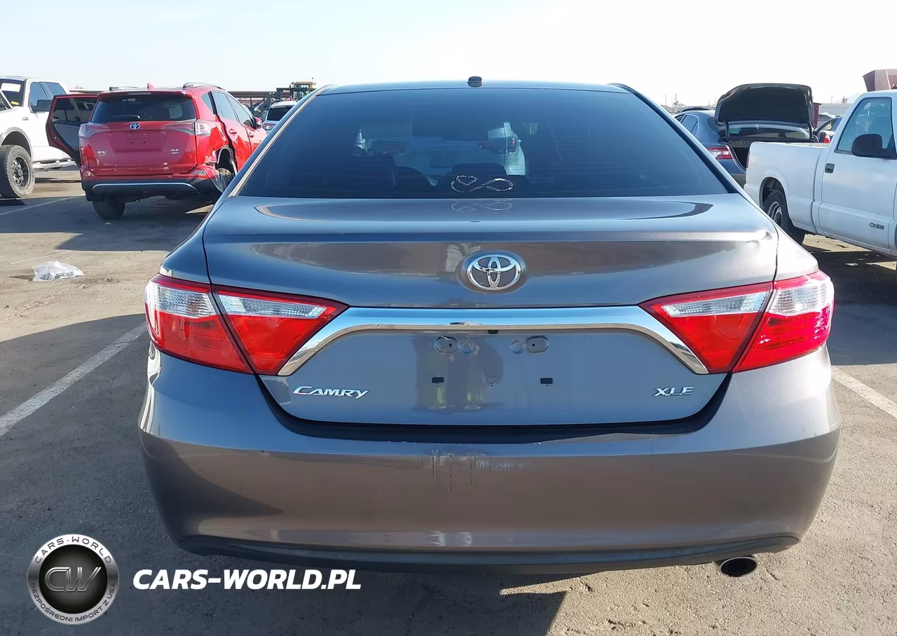 2015 Toyota Camry Xle VIN:4T4BF1FK5FR455905 - 16