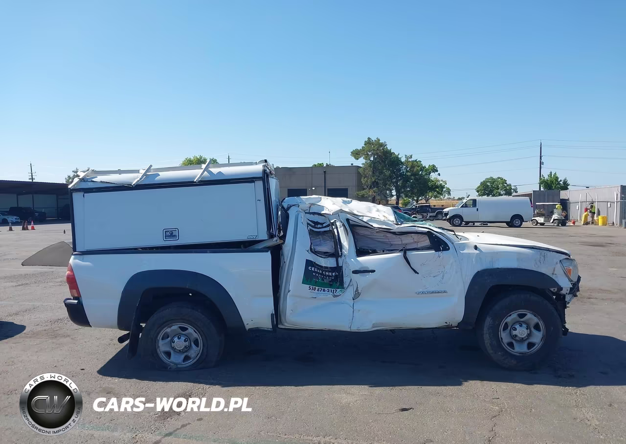 2013 Toyota Tacoma Prerunner V6 VIN:5TFTU4GN7DX040647 - 13