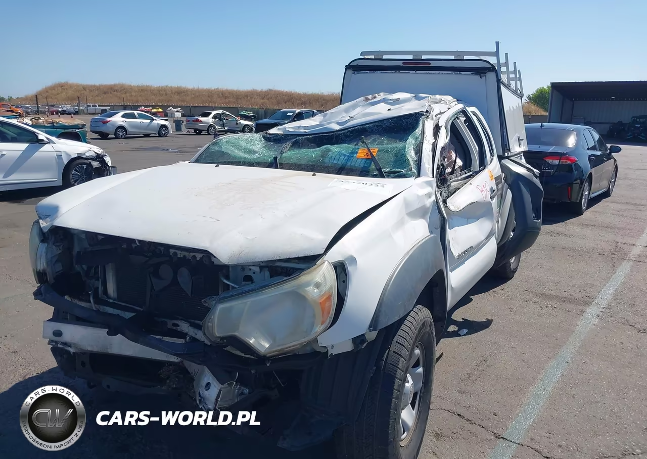 2013 Toyota Tacoma Prerunner V6 VIN:5TFTU4GN7DX040647 - 2