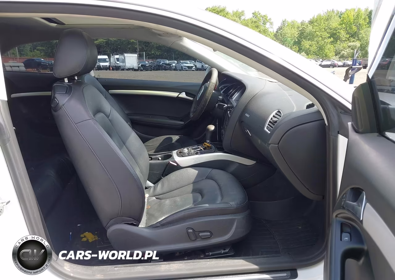 2012 Audi A5 2.0T Premium VIN:WAULFAFR1CA016436 - 5