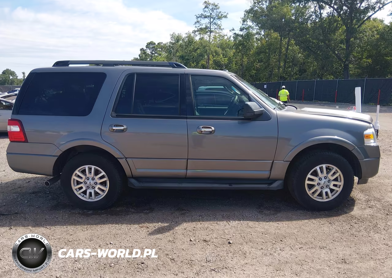2014 Ford Expedition Xlt VIN:1FMJU1H54EEF26328 - 13