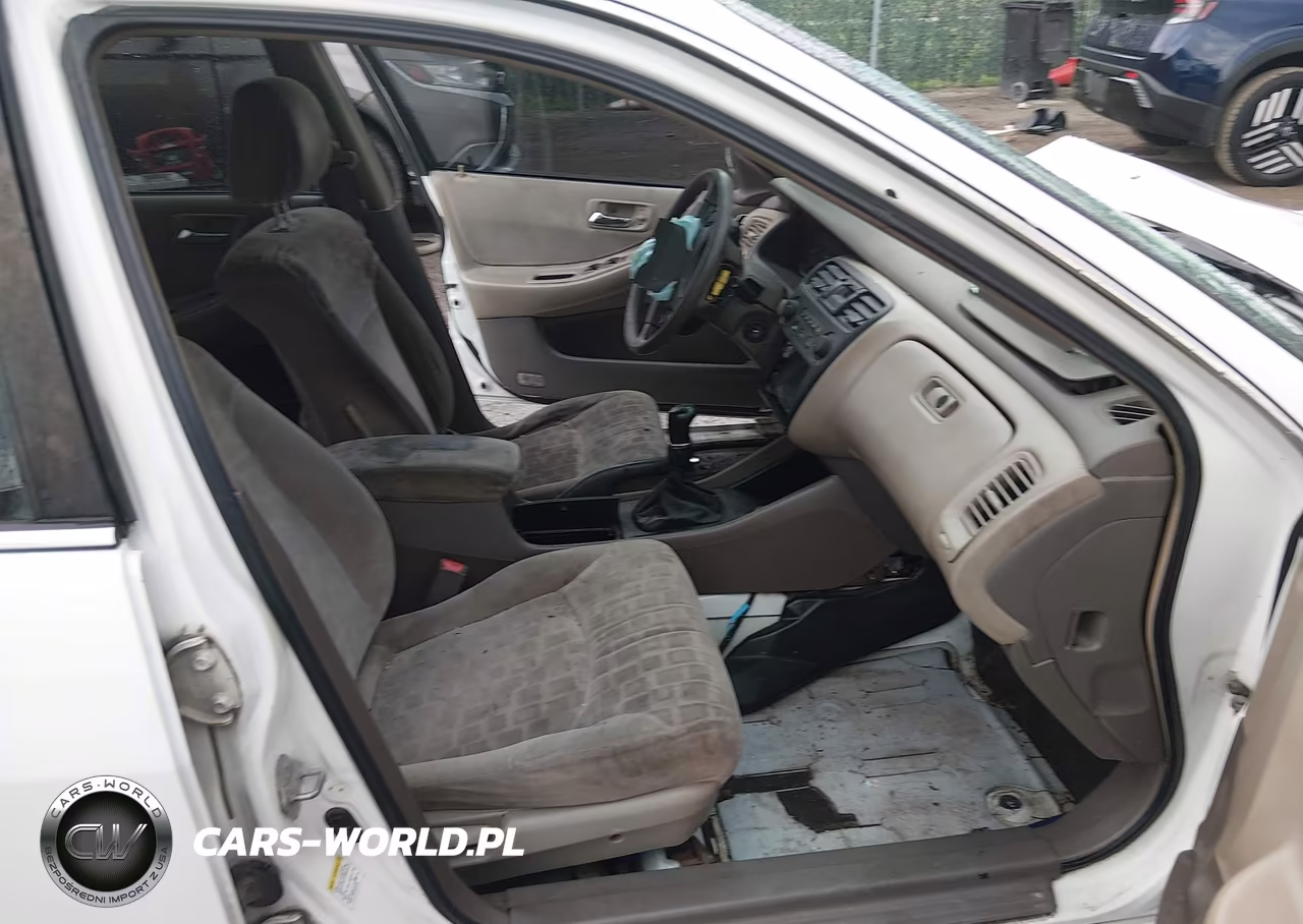 2002 Honda Accord 2.3 Ex VIN:1HGCG556X2A151817 - 5