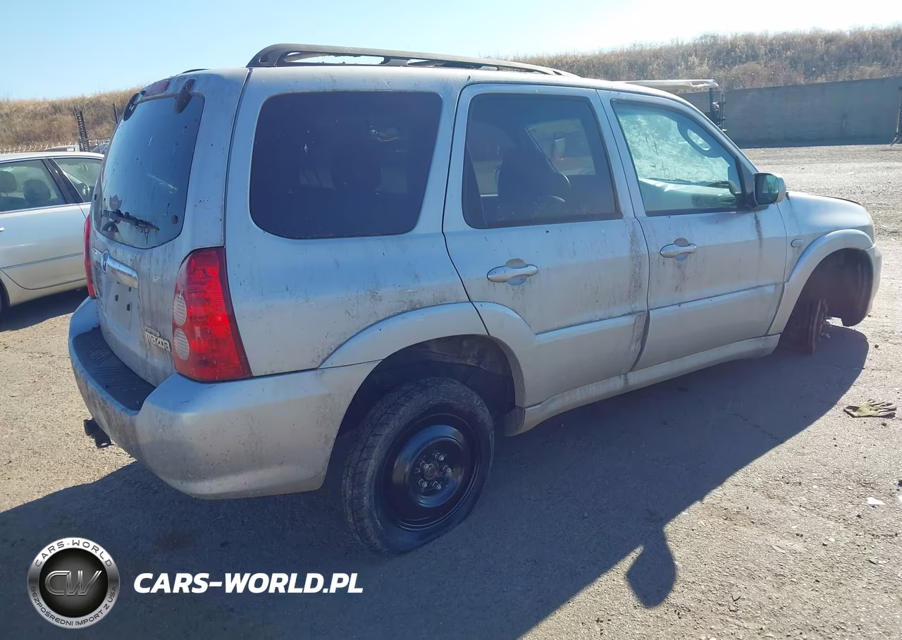 2005 Mazda Tribute VIN:4F2YZ94165KM50781 - 4