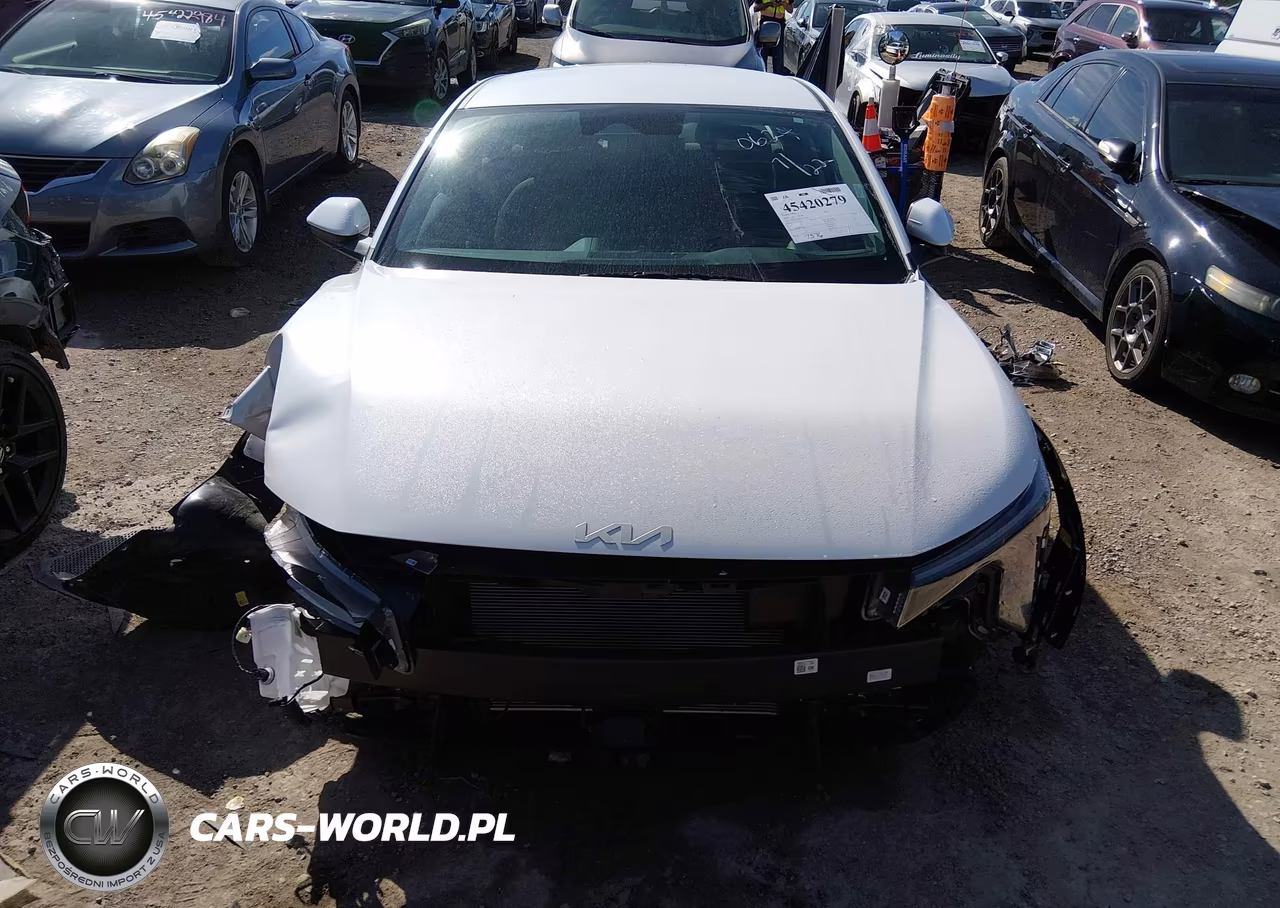 2025 Kia K4 Lxs VIN:3KPFT4DE6SE220624 - 13