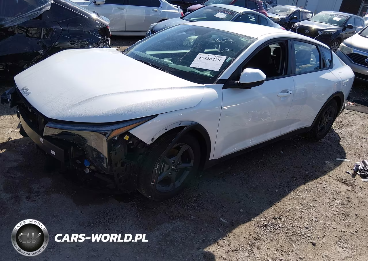 2025 Kia K4 Lxs VIN:3KPFT4DE6SE220624 - 2