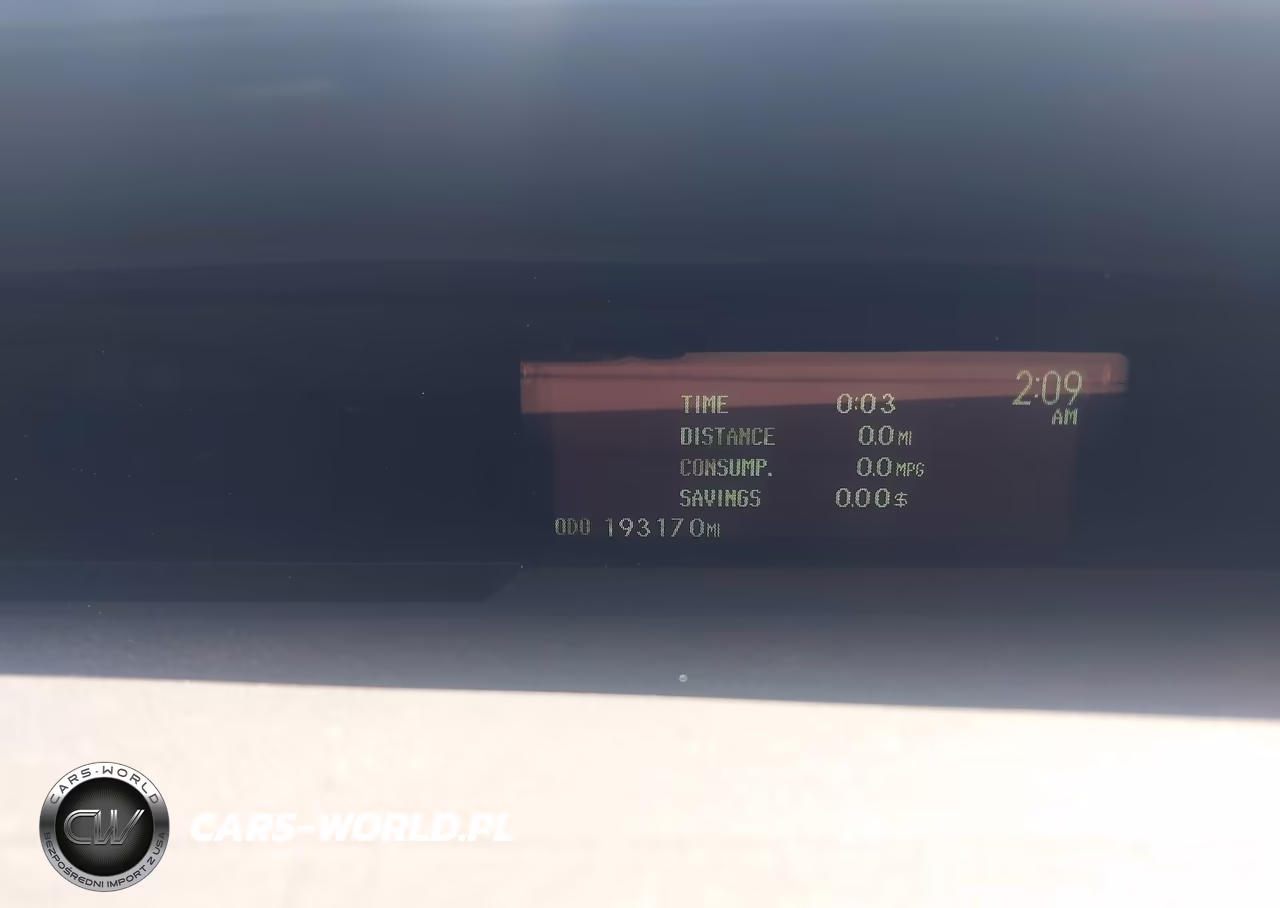 2015 Toyota Prius Two VIN:JTDKN3DU8F1882143 - 7