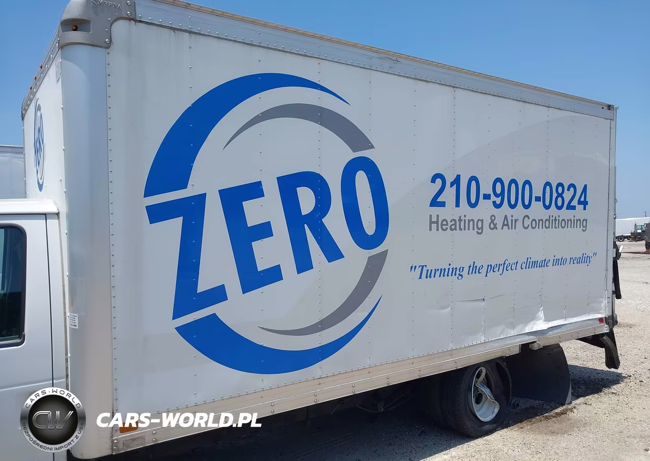 2022 Ford E-Series Cutaway VIN:1FDWE3FKXNDC02359 - 11