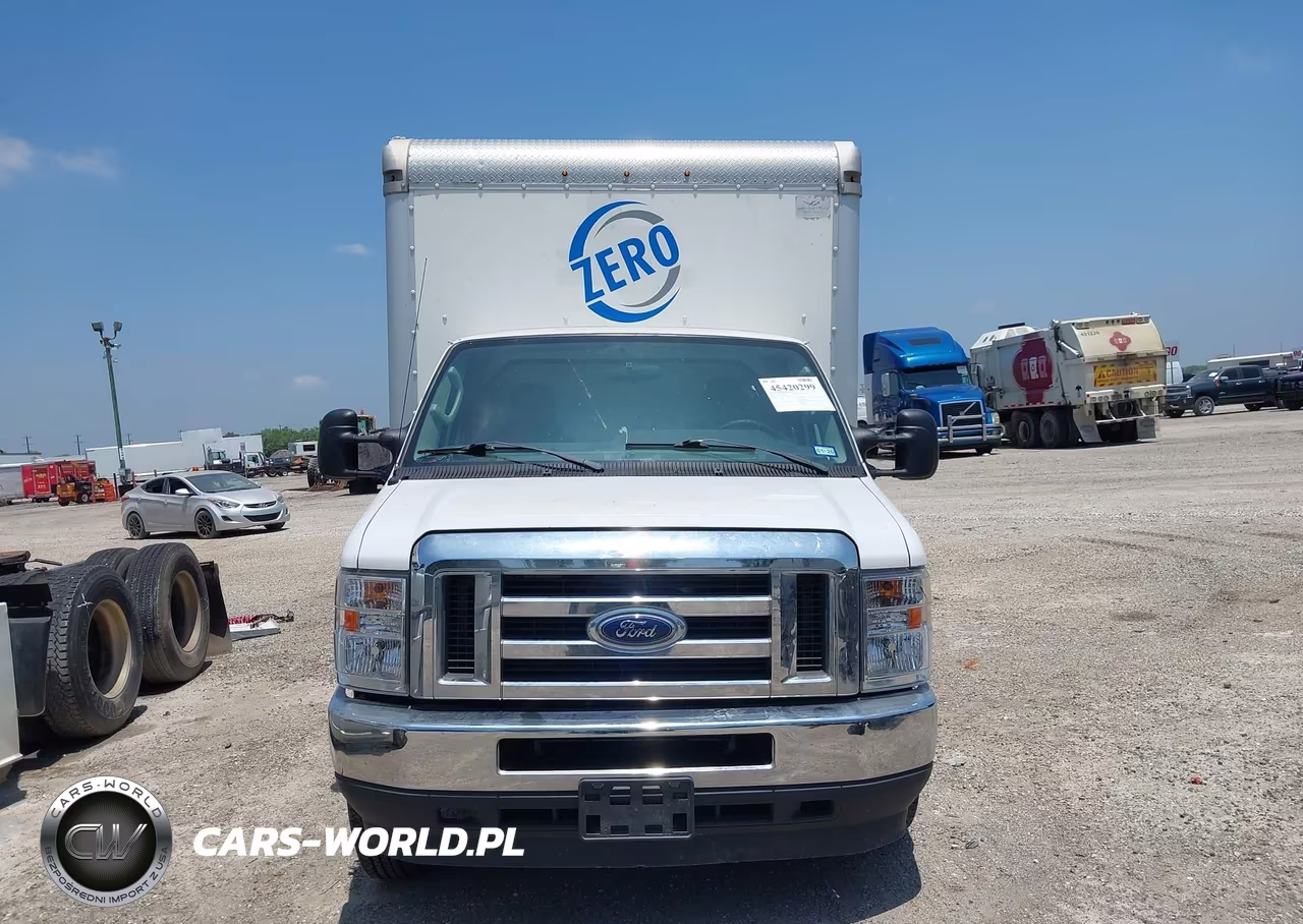 2022 Ford E-Series Cutaway VIN:1FDWE3FKXNDC02359 - 13