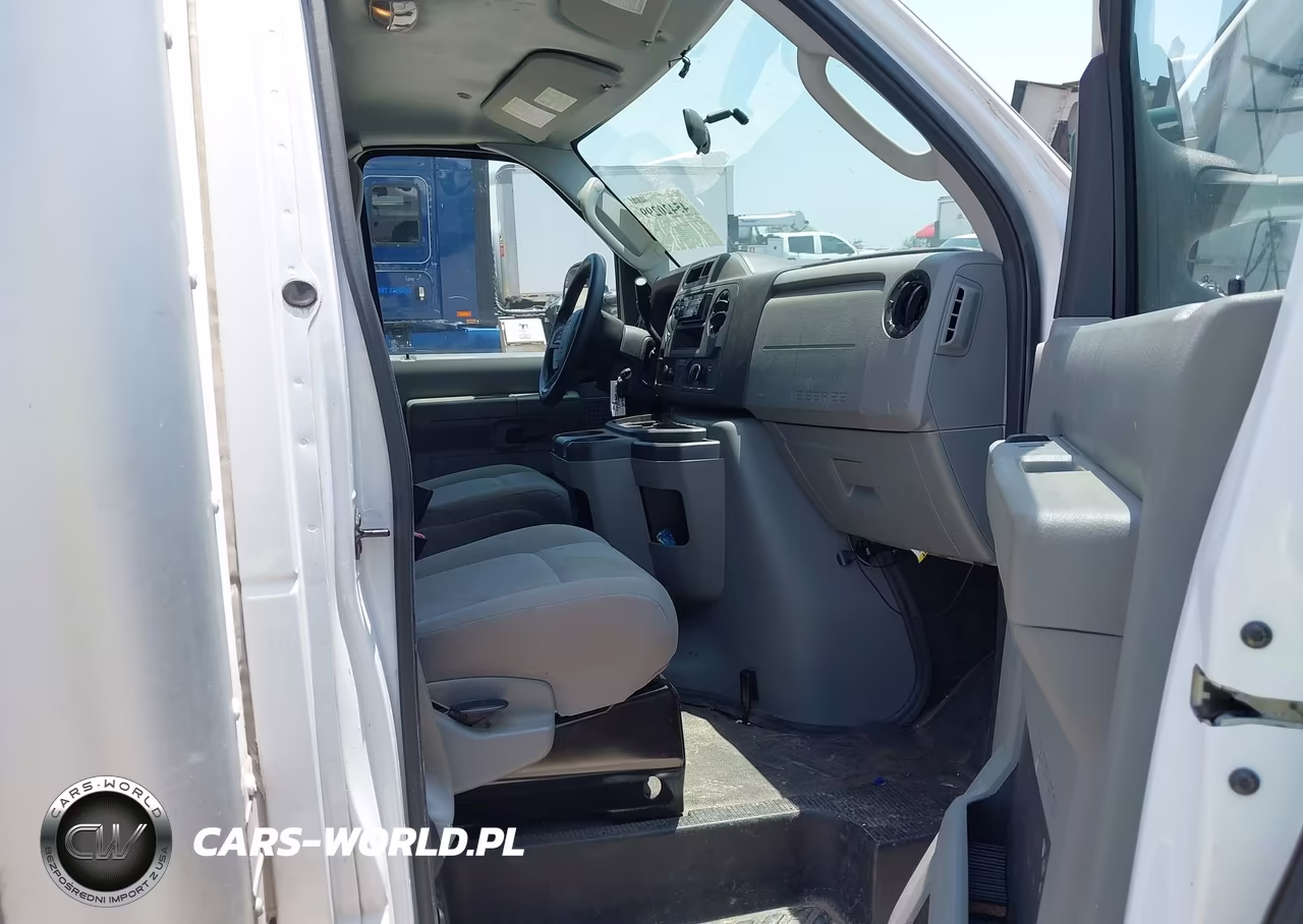 2022 Ford E-Series Cutaway VIN:1FDWE3FKXNDC02359 - 7