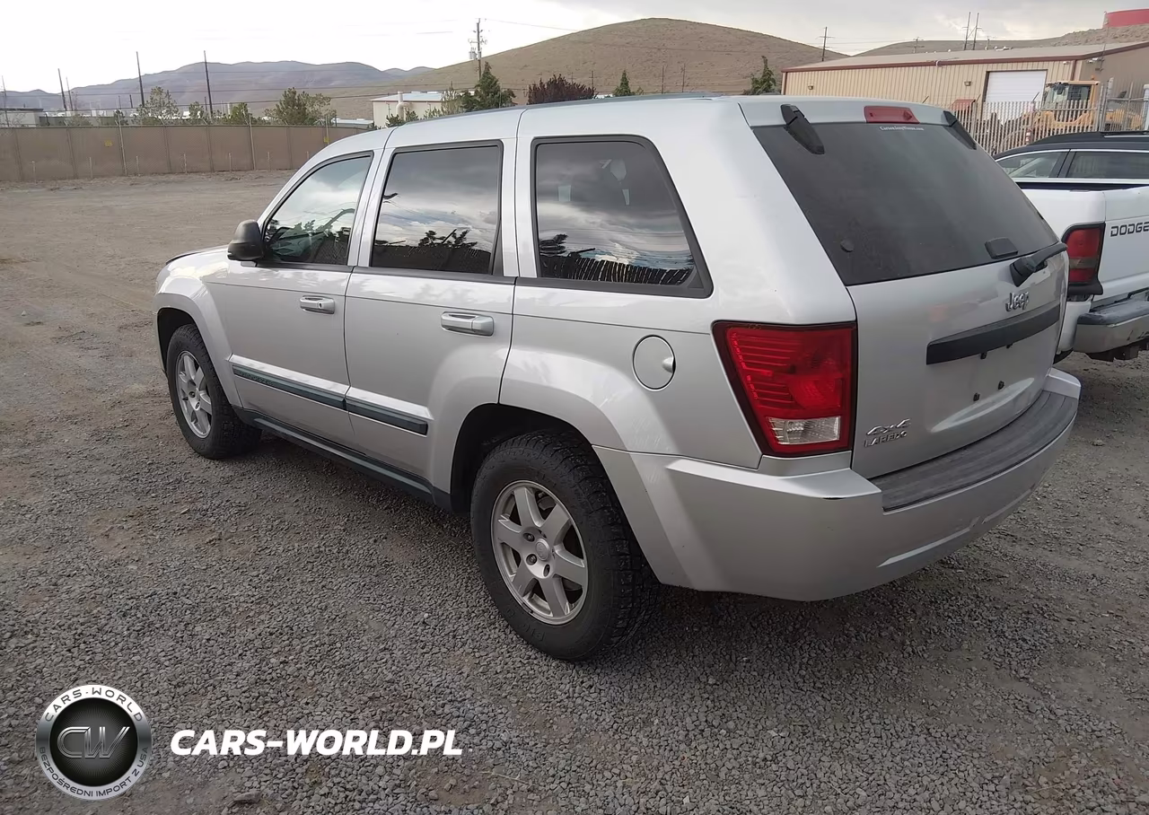 2008 Jeep Grand Cherokee Laredo VIN:1J8GR48K38C225694 - 3