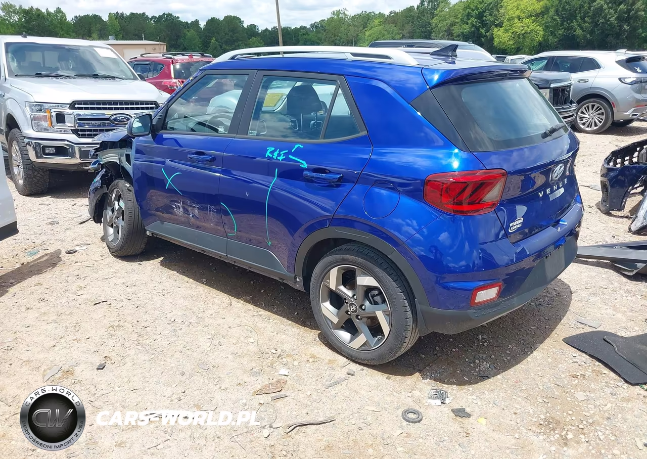 2021 Hyundai Venue Sel VIN:KMHRC8A30MU077693 - 3