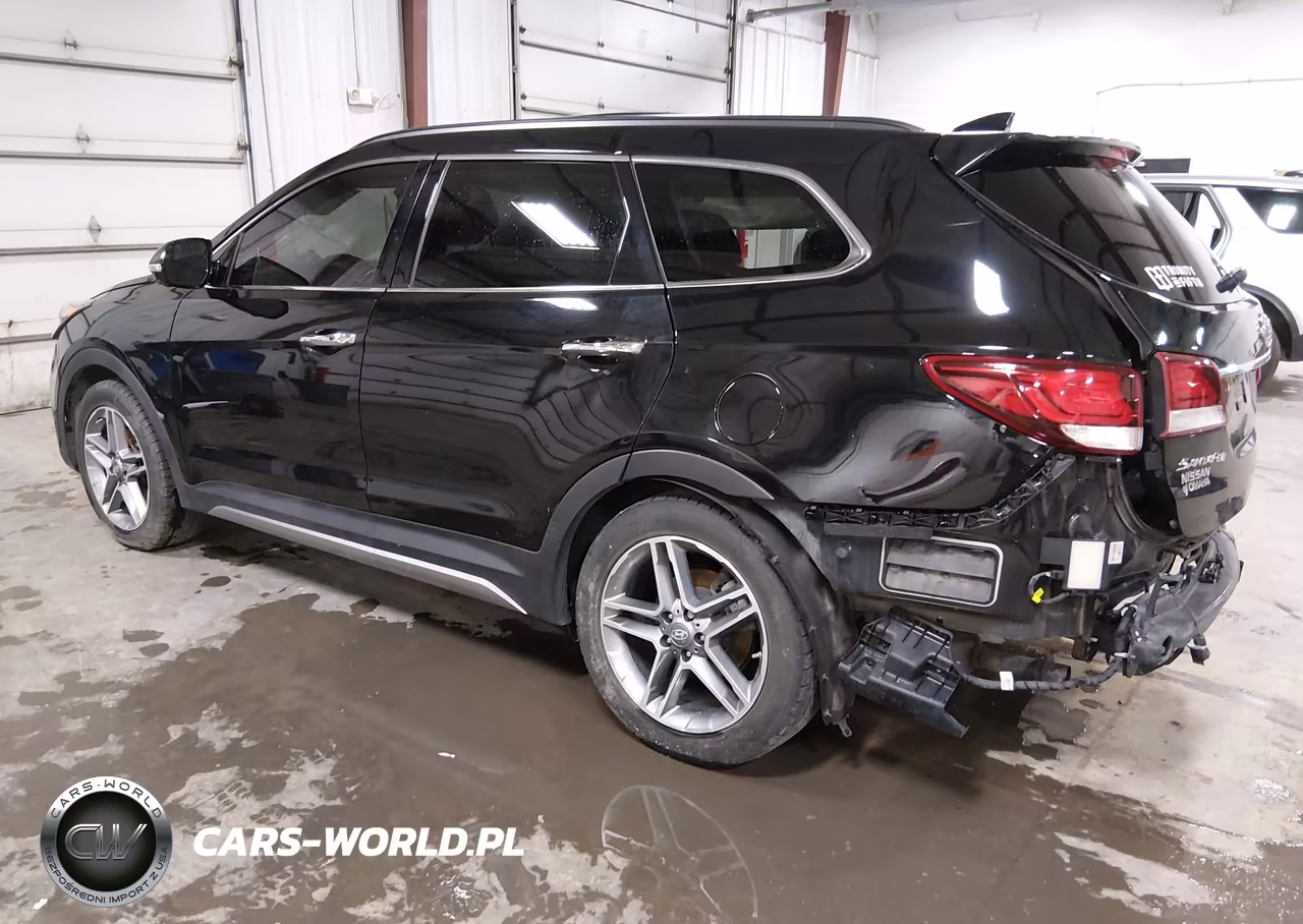 2017 Hyundai Santa Fe VIN:KM8SRDHF5HU203576 - 3