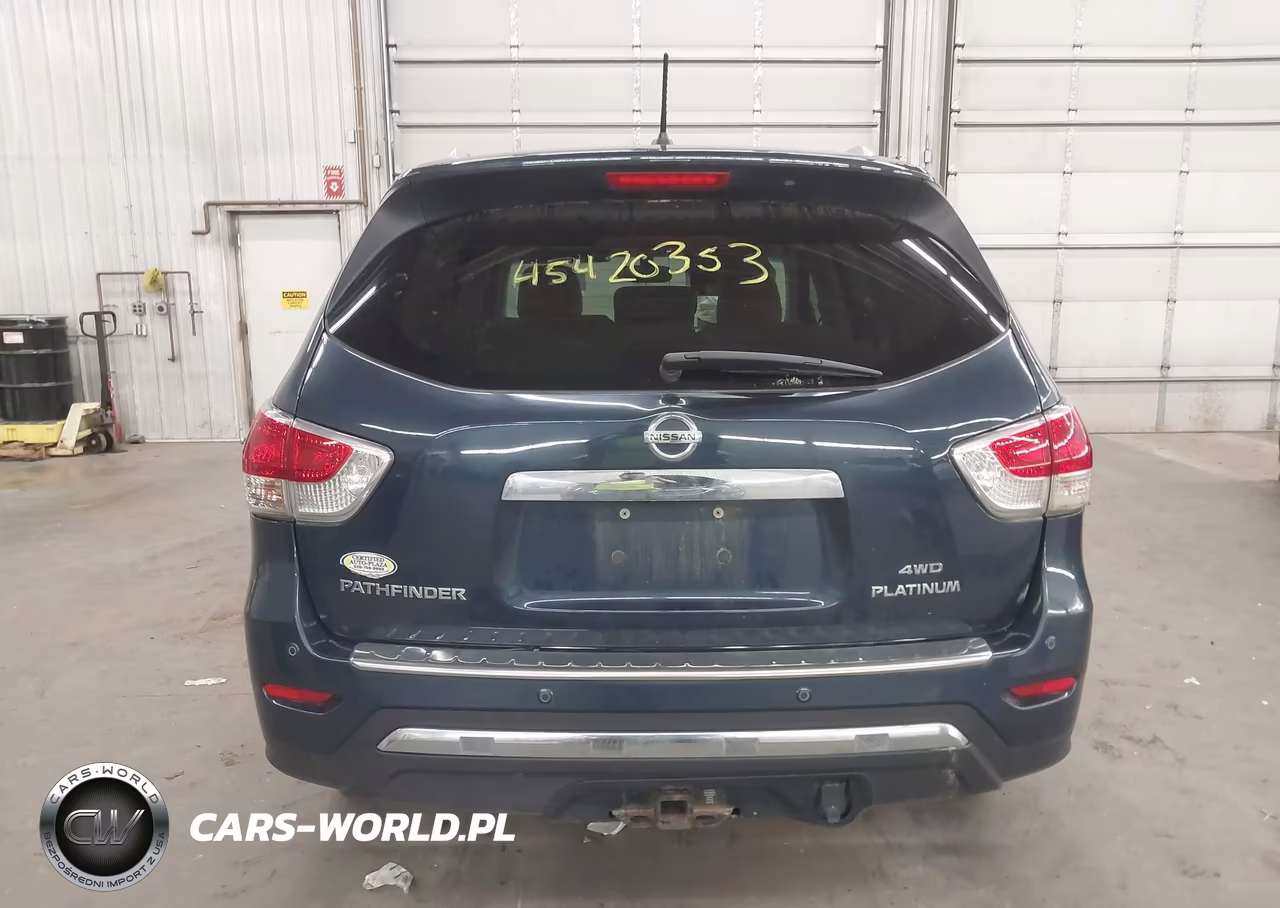 2015 Nissan Pathfinder Platinum VIN:5N1AR2MM6FC634919 - 16