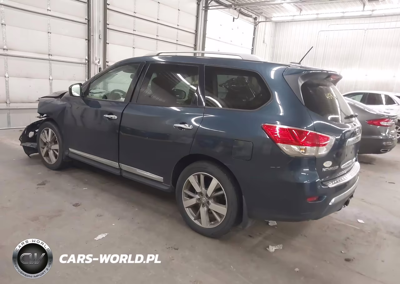 2015 Nissan Pathfinder Platinum VIN:5N1AR2MM6FC634919 - 3