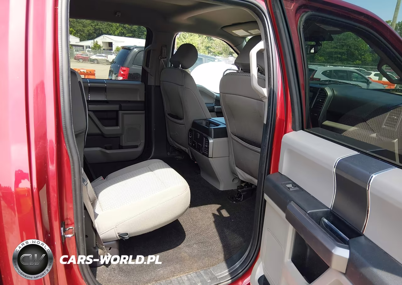 2019 Ford F-150 Xlt VIN:1FTEW1CP3KFD41105 - 8