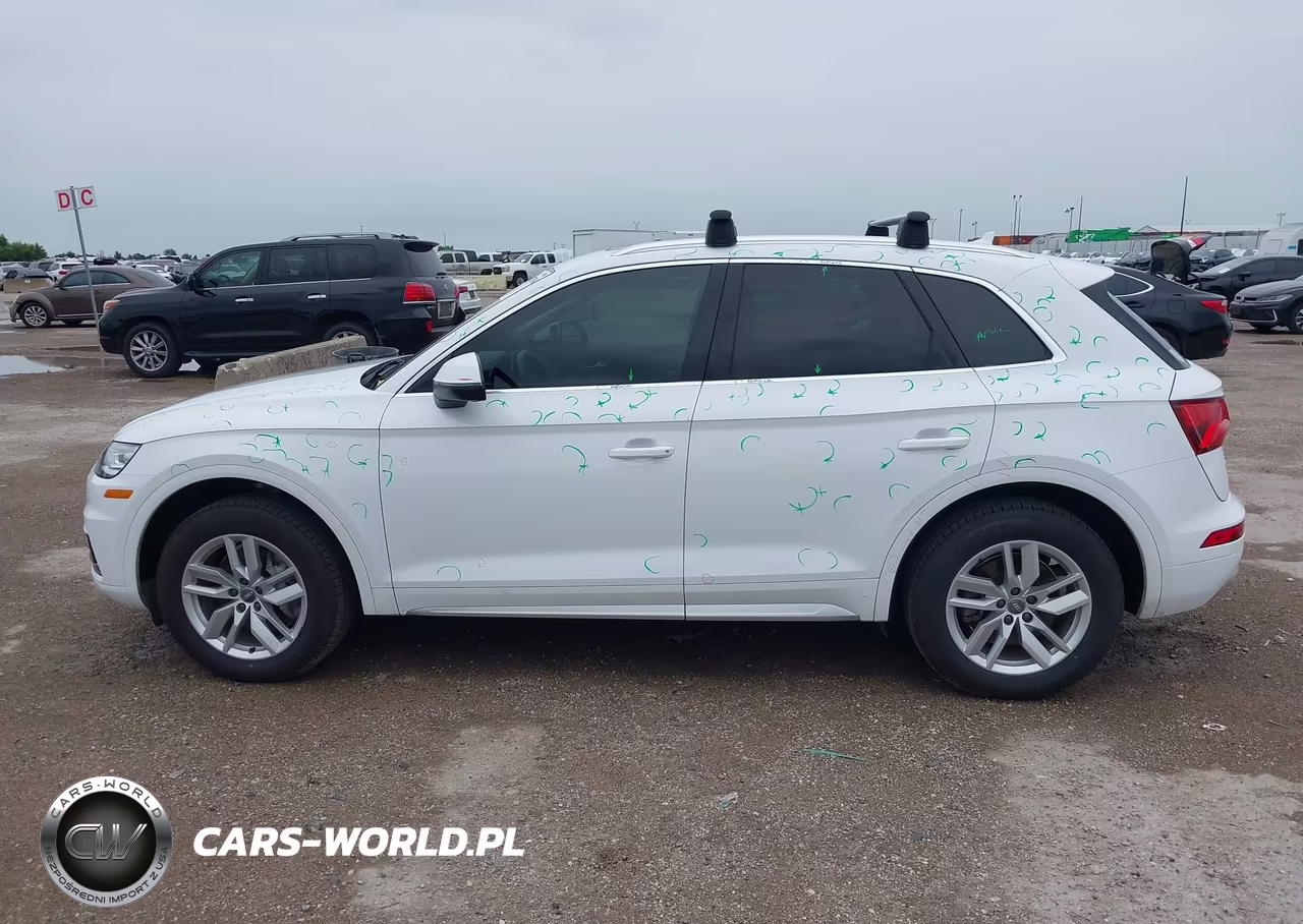 2020 Audi Q5 Premium 45 Tfsi Quattro S Tronic VIN:WA1ANAFYXL2012555 - 14