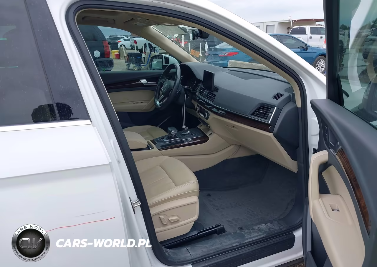 2020 Audi Q5 Premium 45 Tfsi Quattro S Tronic VIN:WA1ANAFYXL2012555 - 5