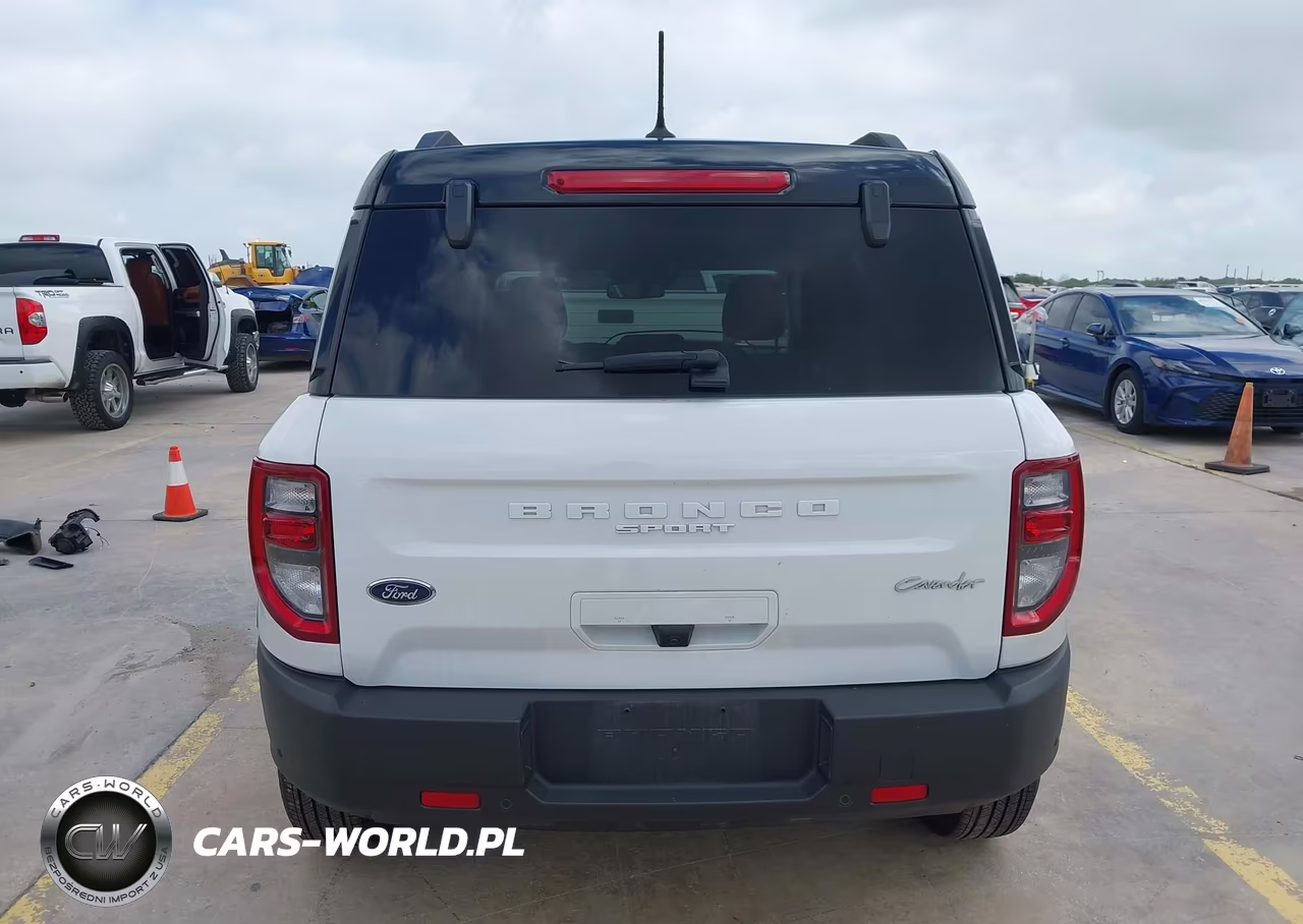 2024 Ford Bronco Sport Outer Banks VIN:3FMCR9C65RRF43991 - 17