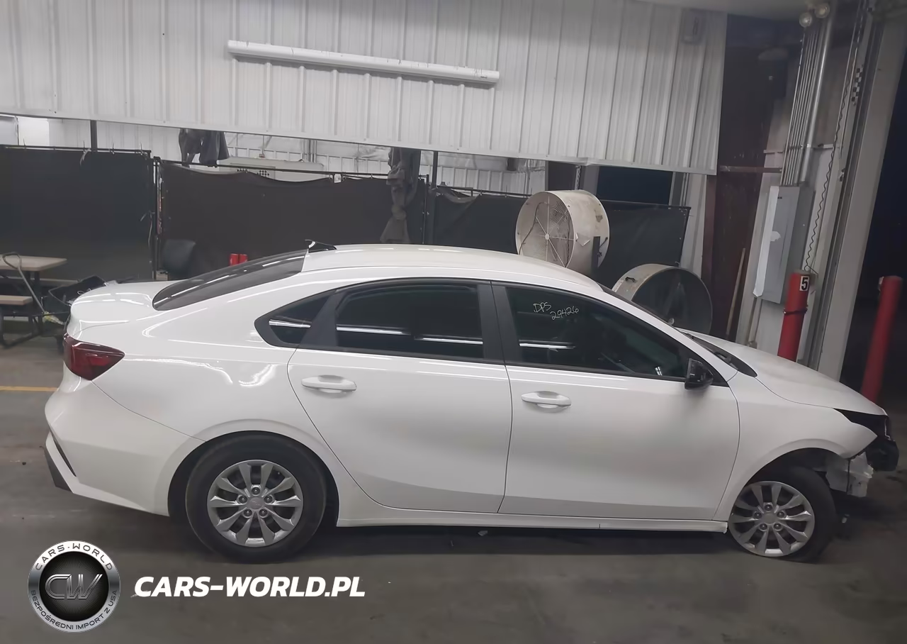 2024 Kia Forte Lx VIN:3KPF24AD2RE750551 - 13