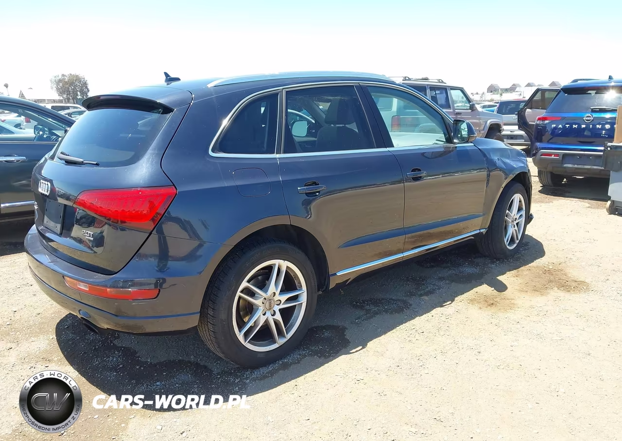 2014 Audi Q5 2.0T Premium VIN:WA1LFAFP1EA041156 - 4