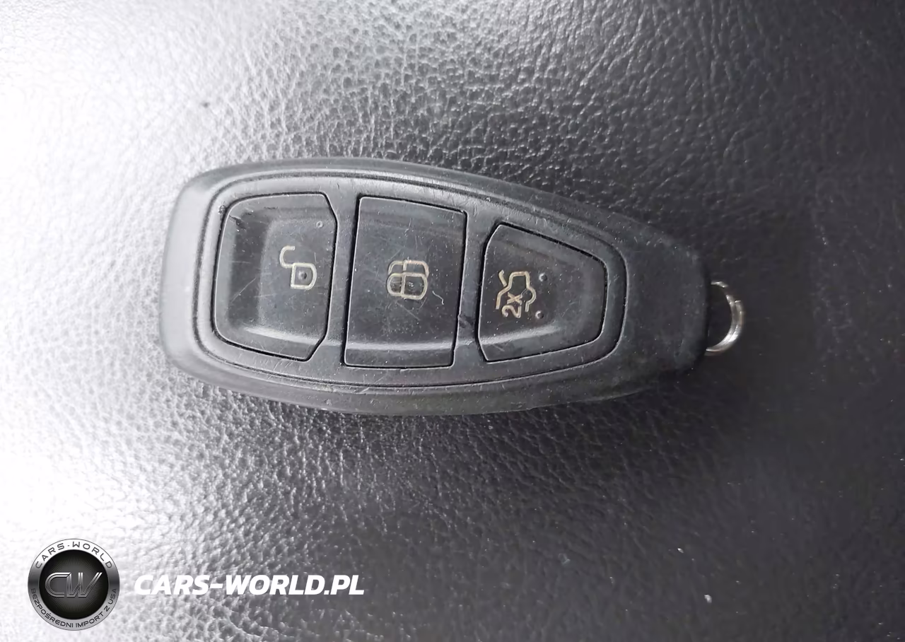 2012 Ford Focus Titanium VIN:1FAHP3J28CL409744 - 11