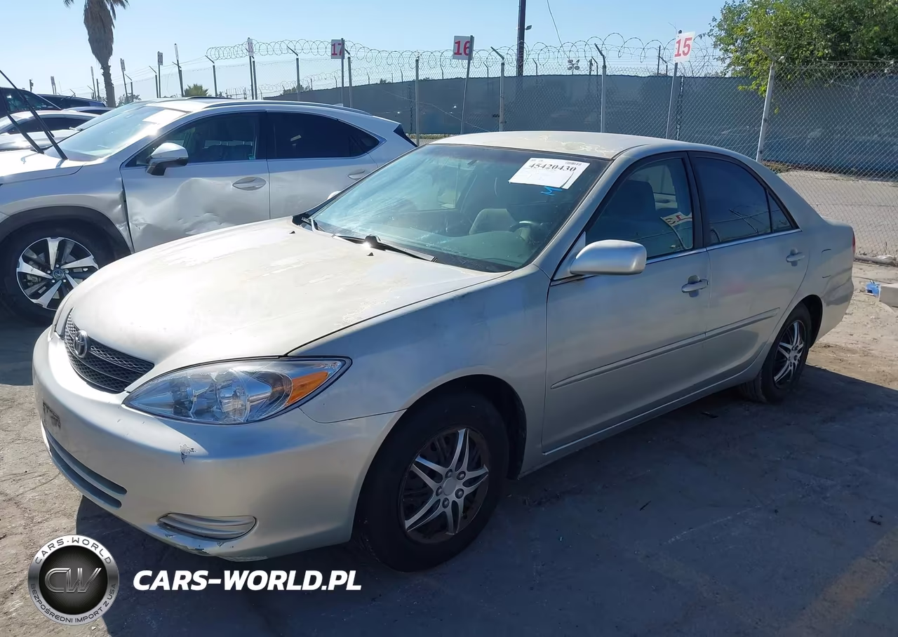 2003 Toyota Camry Le VIN:JTDBE32K330226502 - 2