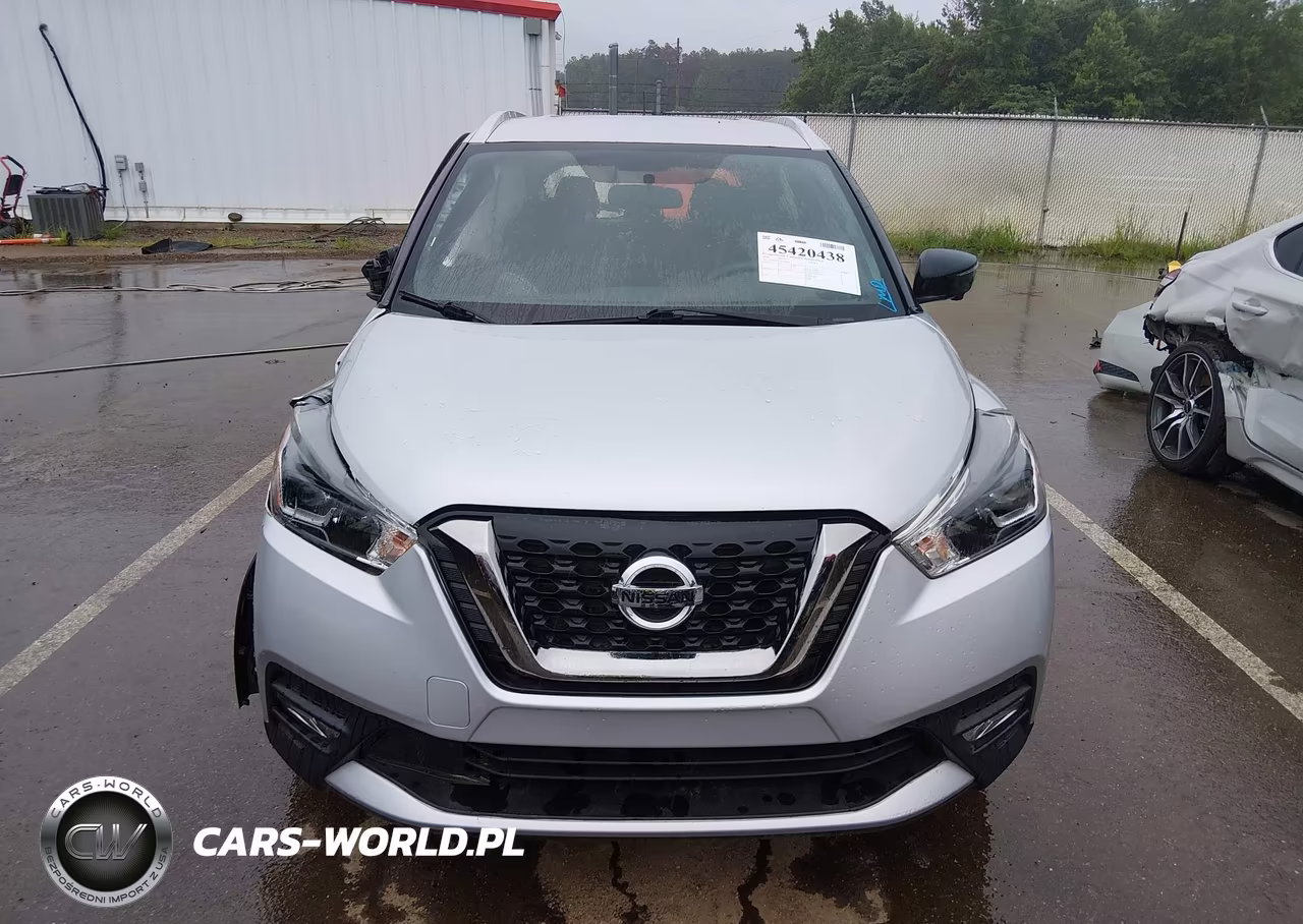 2018 Nissan Kicks Sr VIN:3N1CP5CU1JL507629 - 12