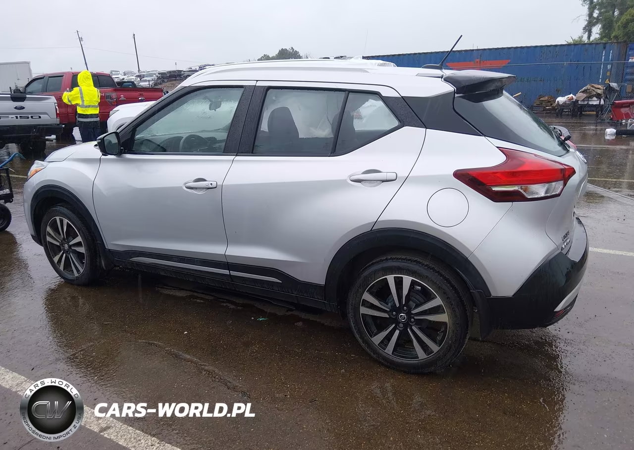 2018 Nissan Kicks Sr VIN:3N1CP5CU1JL507629 - 14